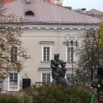Elegant Old Town With Terrace & Parking