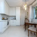 Elegant Old Town With Terrace & Parking Apartament Wilno