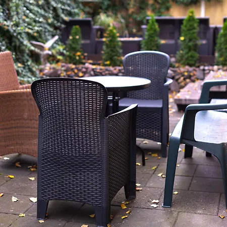Apartment Luxury In Old Town With Private Garden