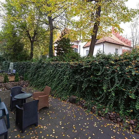 Elegant Old Town With Terrace & Parking Апартаменты