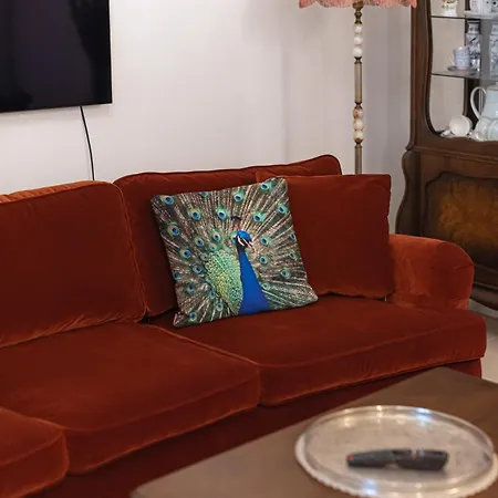 Apartment Luxury In Old Town With Private Garden