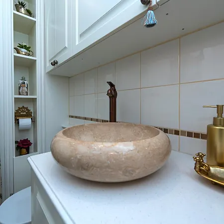 Apartment Luxury In Old Town With Private Garden Vilnius