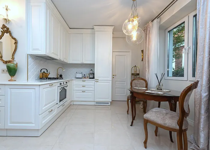 Elegant Old Town With Terrace & Parking Apartamento Vilna