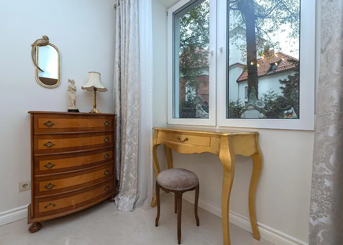 Elegant Old Town With Terrace & Parking Apartamento Vilna