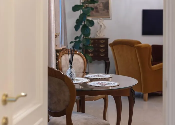 Apartamento Elegant Old Town With Terrace & Parking Vilna