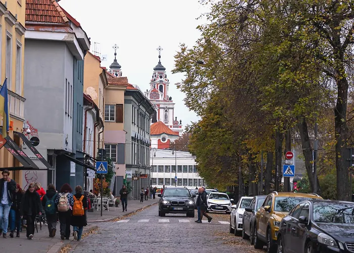 Апартаменты Elegant Old Town With Terrace & Parking *